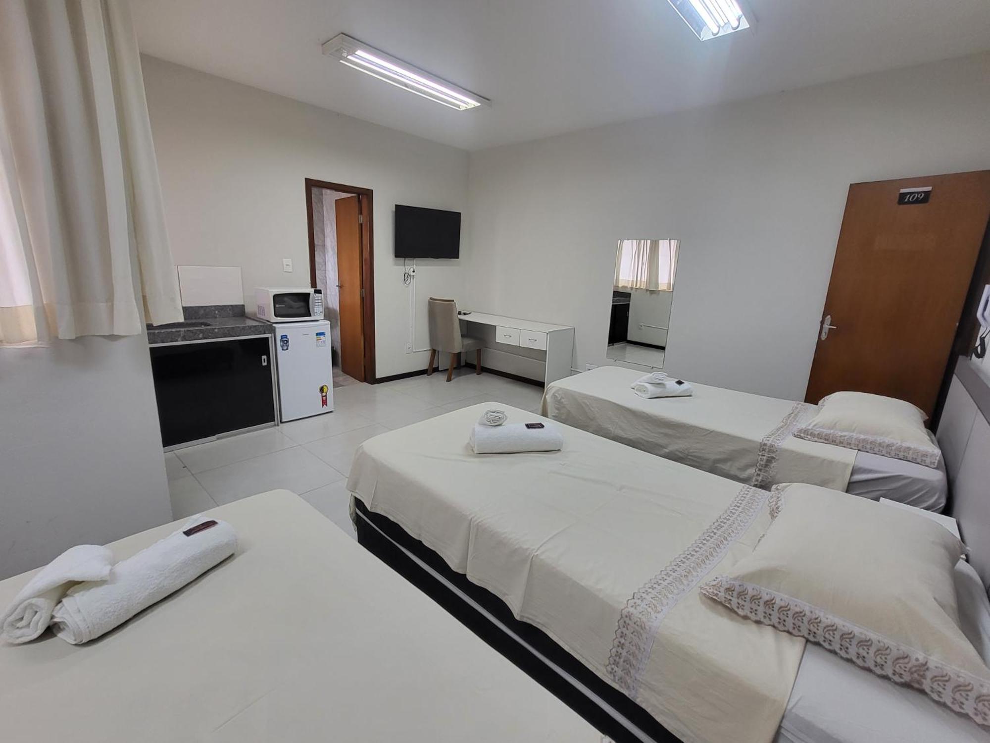 Hotel Avelar Ribeirão das Neves Kültér fotó