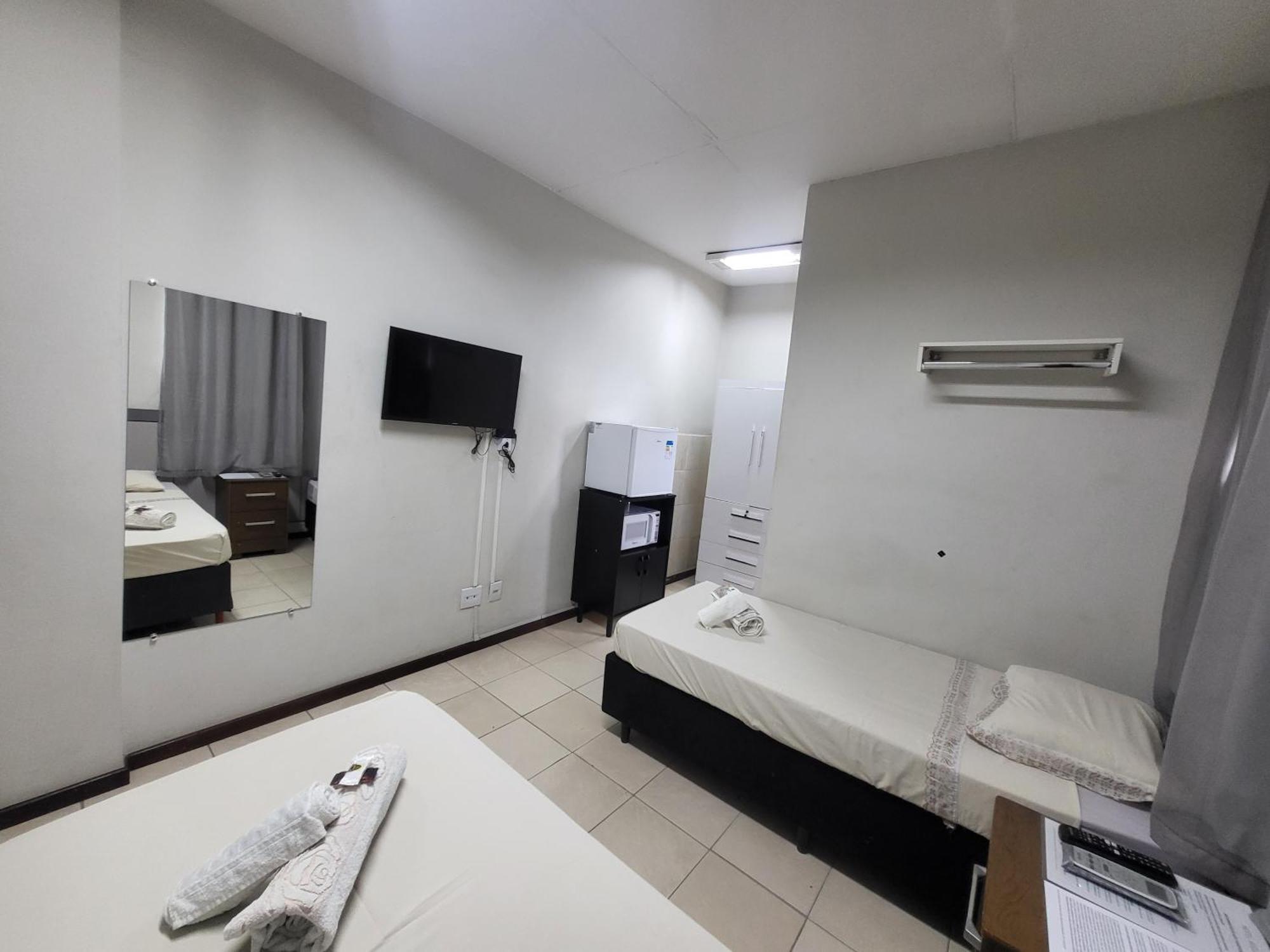 Hotel Avelar Ribeirão das Neves Kültér fotó